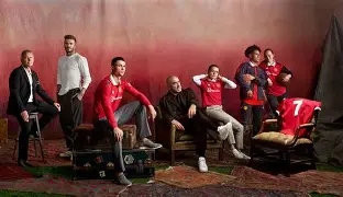 晋级首场表现抢眼曼联集结日更衣室发声之后，C罗怒砍35分 